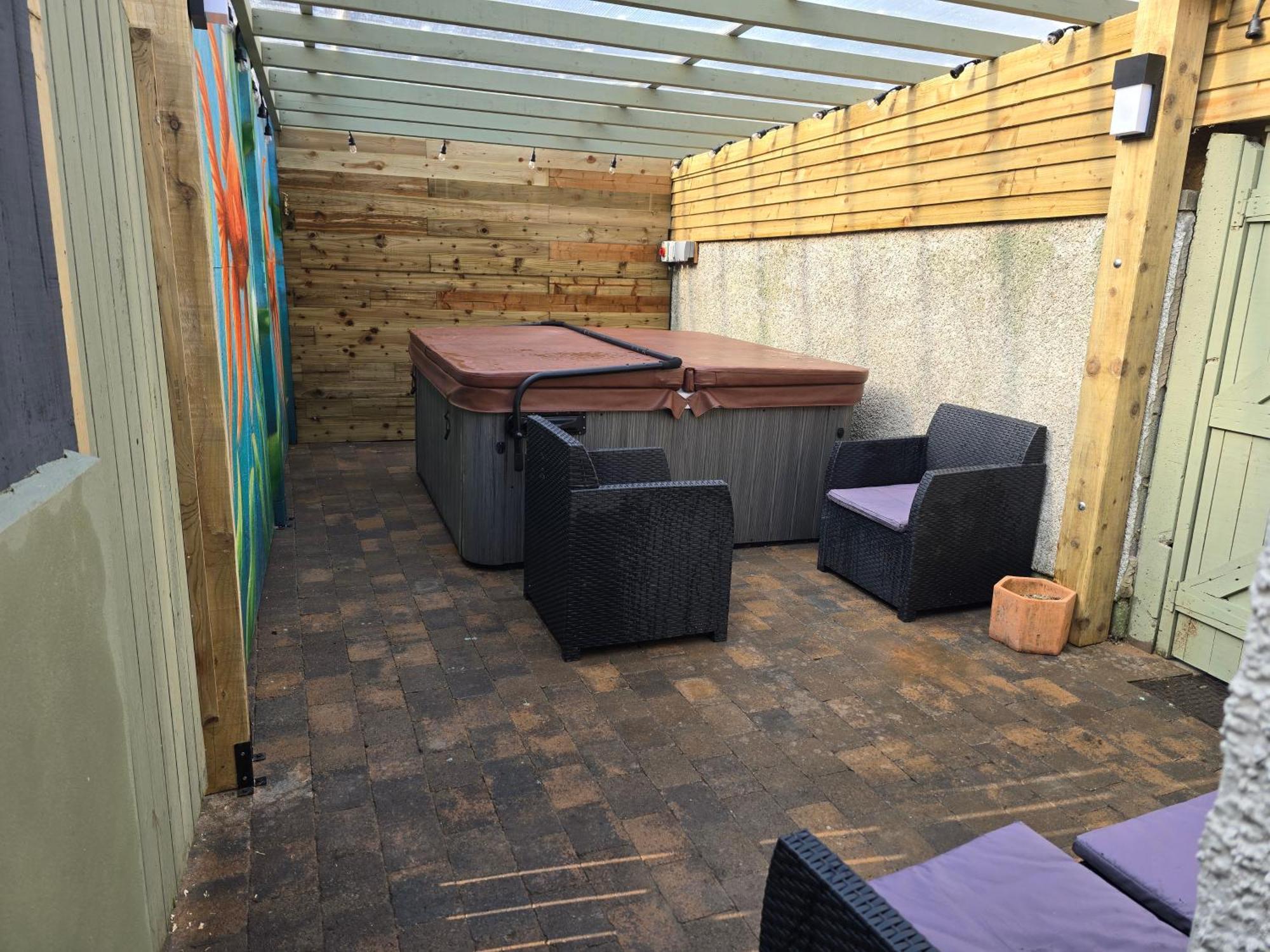 Eden Rose Cottage Hot-Tub Jacuzzi Morecambe-Bay Εξωτερικό φωτογραφία